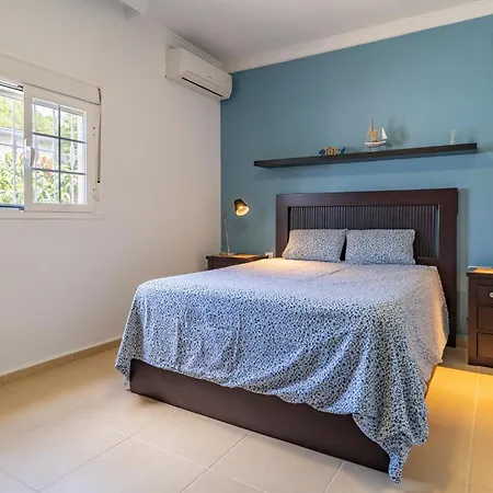 Holiday home In Chiclana De La Fronter With Kitchen