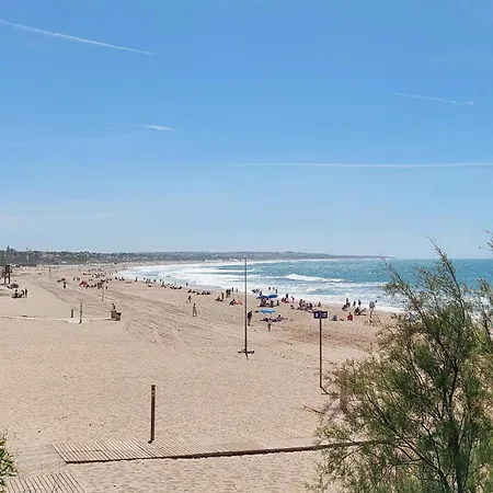 In Chiclana De La Fronter With Kitchen Holiday home Chiclana de la Frontera